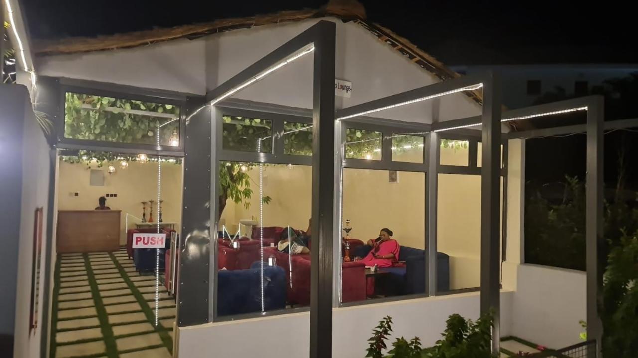 The Mayrock Hotel Abuja Extérieur photo