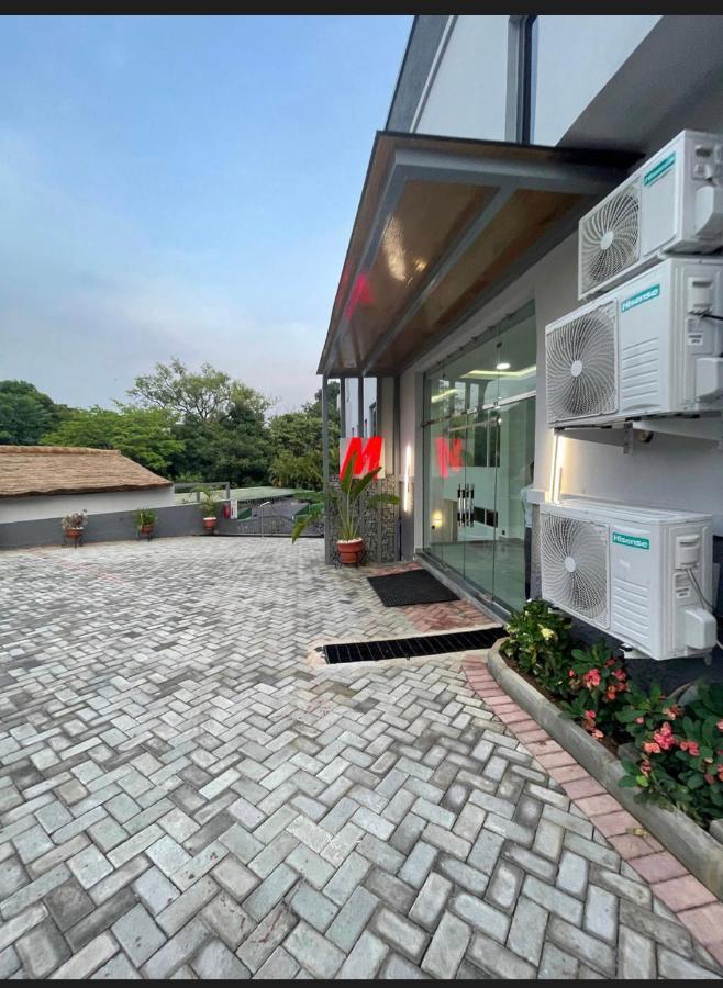 The Mayrock Hotel Abuja Extérieur photo